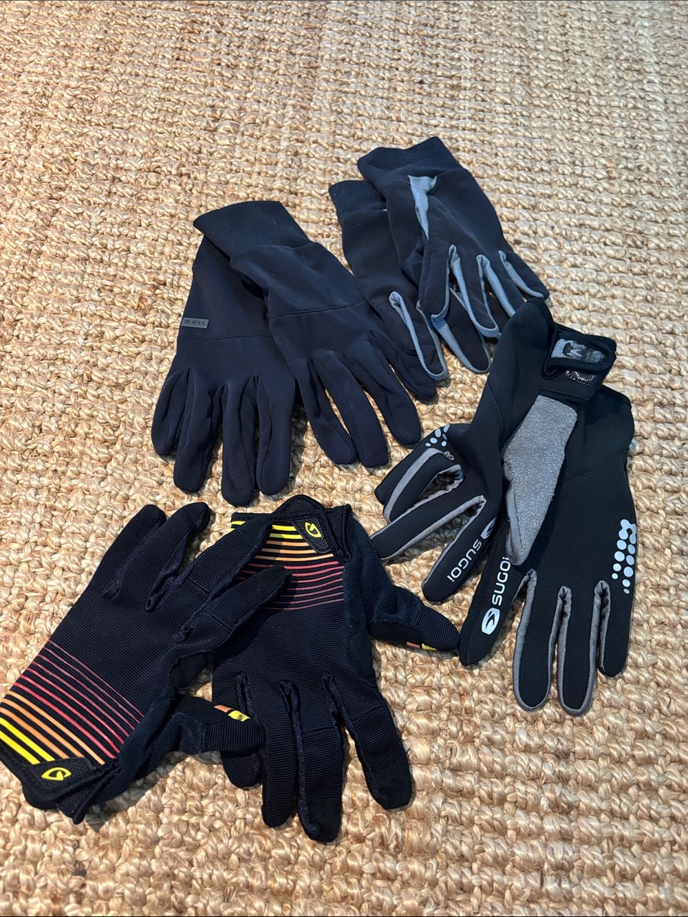 SUGOI, Trailhead, Trek, Giro Lot of Men’s Cycling Gloves